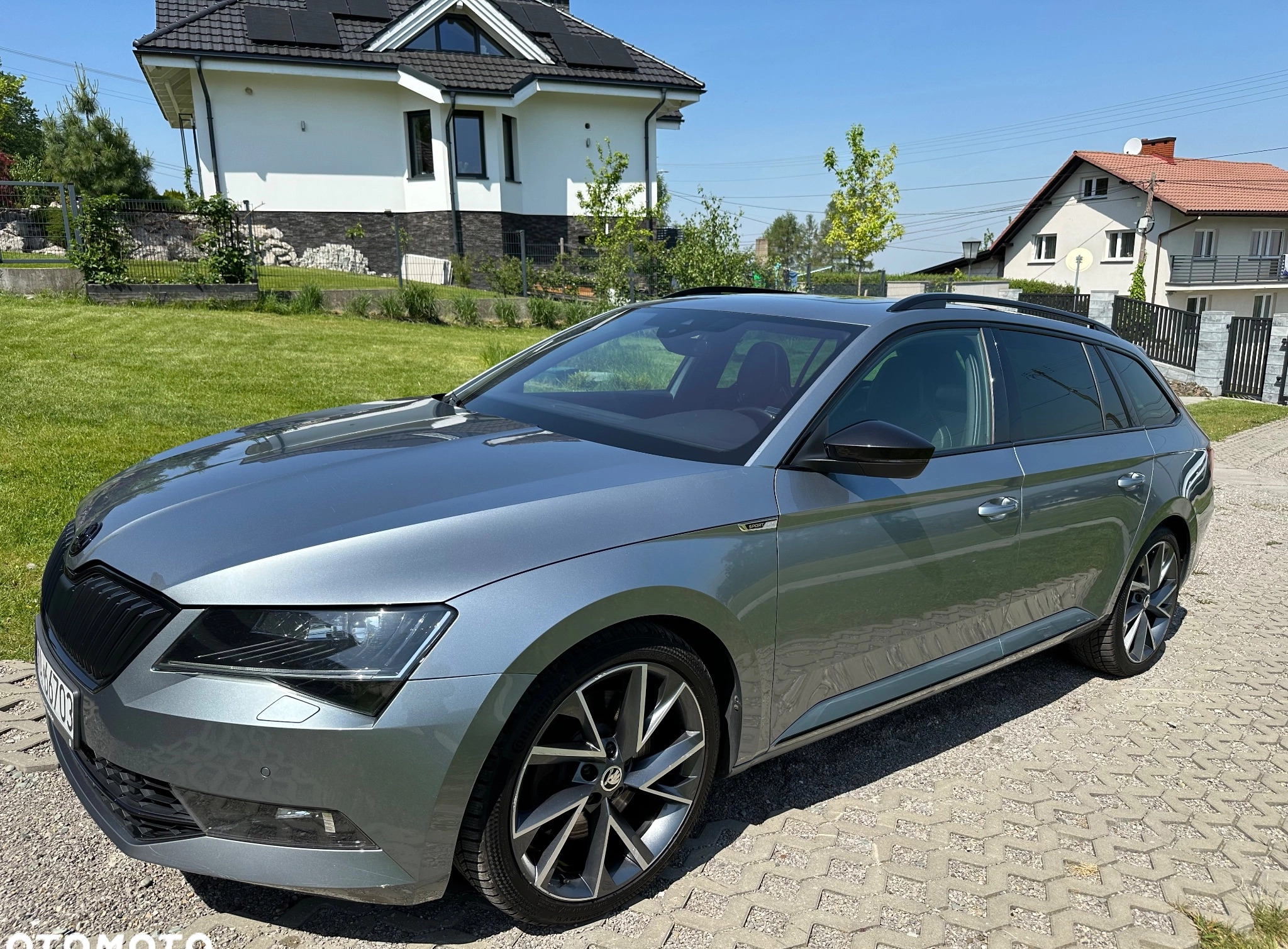 Skoda Superb cena 109400 przebieg: 119600, rok produkcji 2017 z Andrychów małe 781